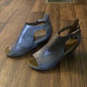 Bronze Boutique by Corkys 9